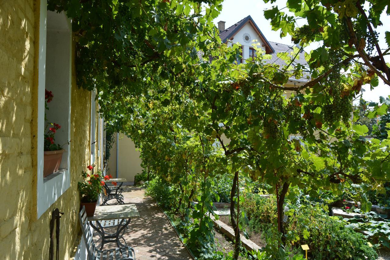 Villa Statek Lunikov à Zizice Extérieur photo